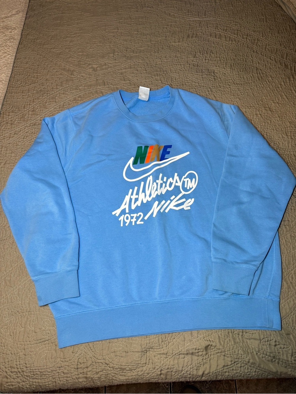 Nike Men’s Sky Blue Crewneck Sweatshirt with Multicolor Logo